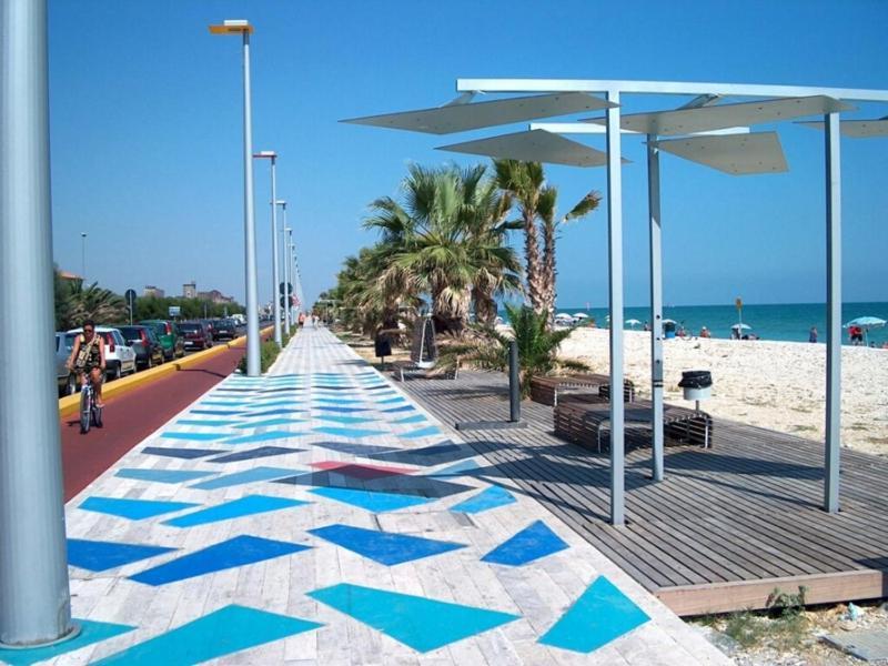 Affittacamere La Pisana Porto Sant'Elpidio Bagian luar foto